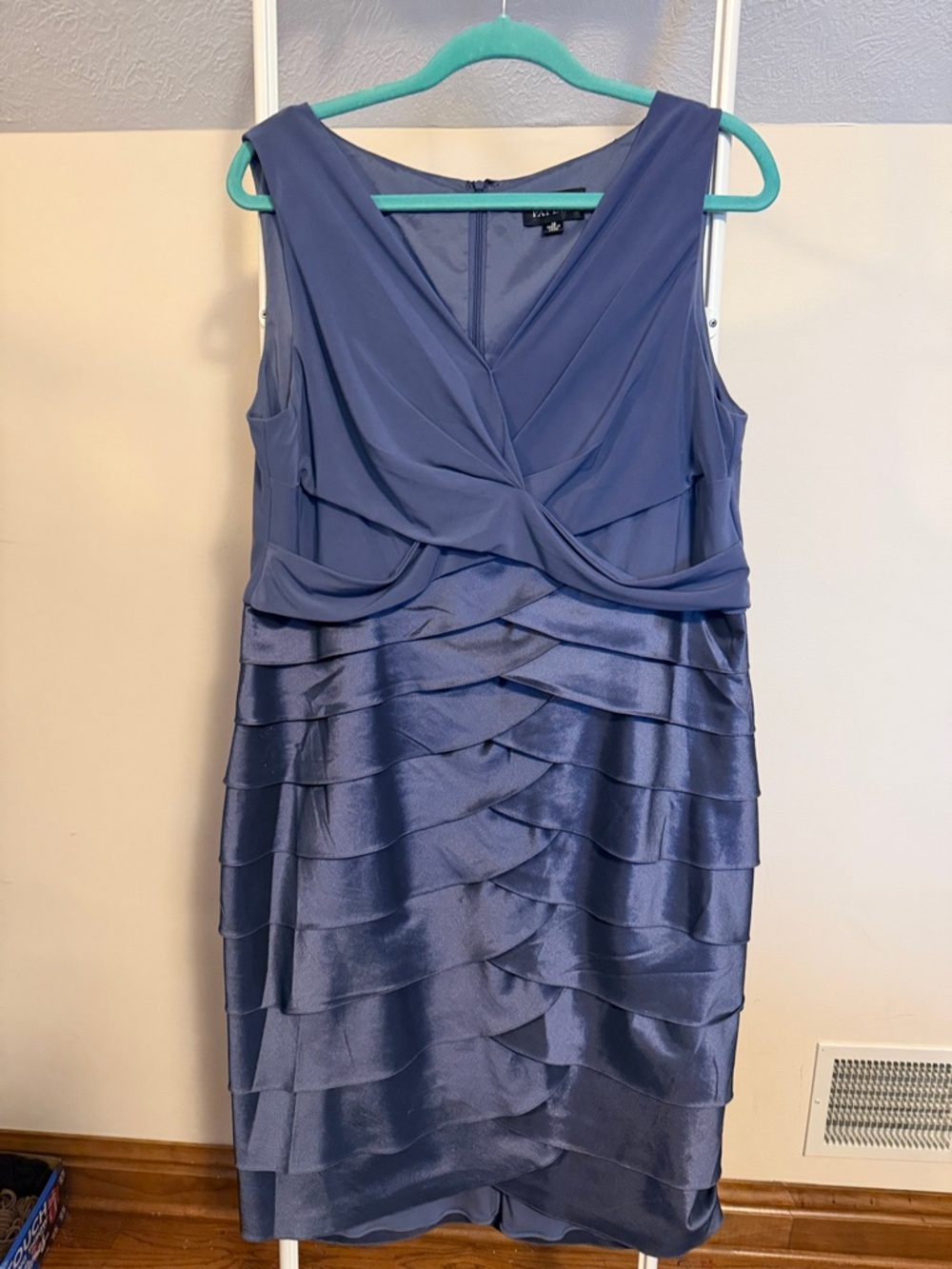 Adrianna Papell sleeveless dress with tiered skirt - size 16